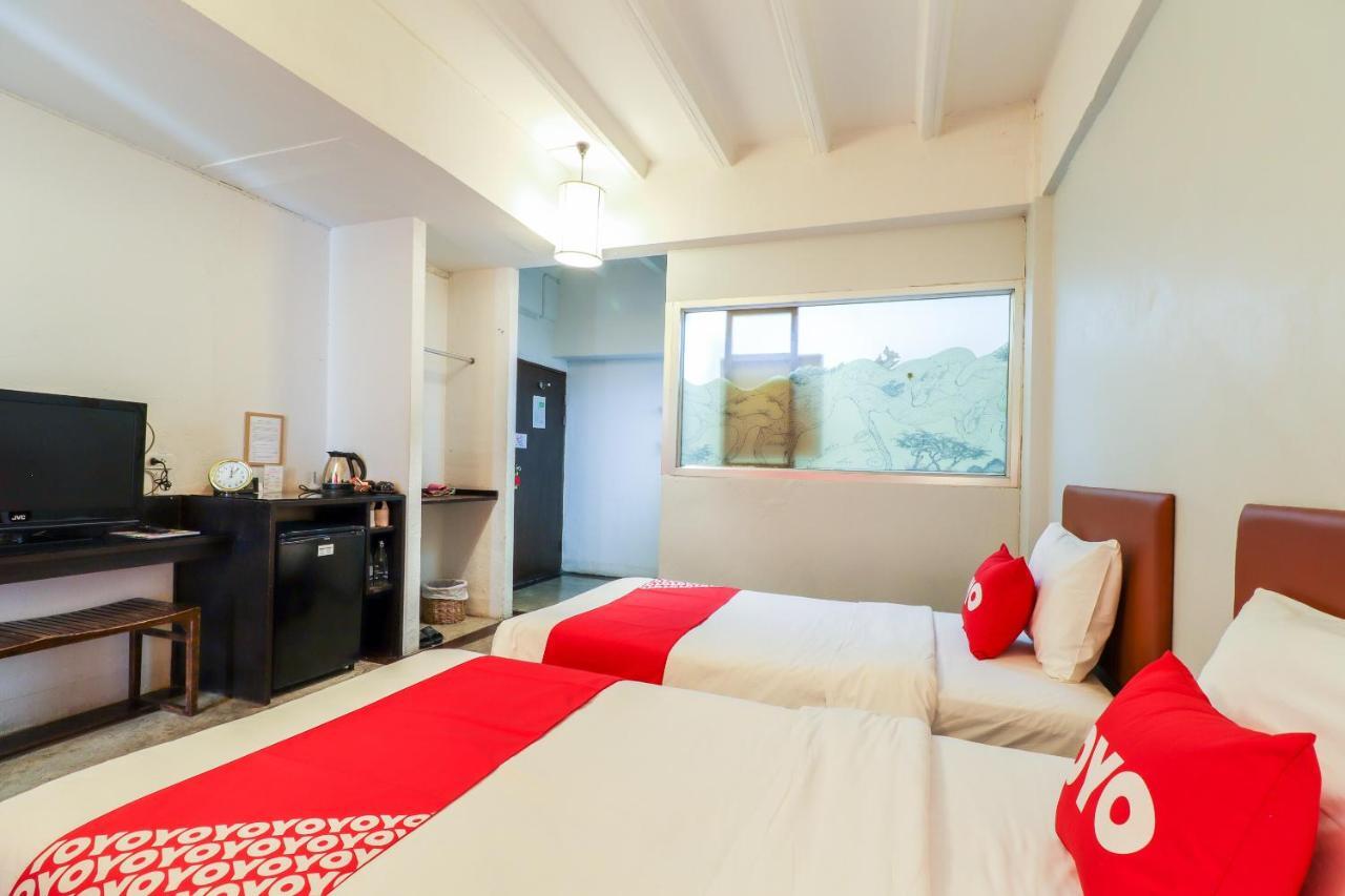 Oyo 391 Pat'S Klangviang Guesthouse Chiang Mai Extérieur photo